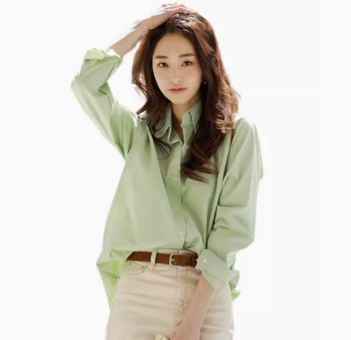 綠色女士襯衫2023早初秋女裝新款法式設計感小眾寬松短款長袖上衣